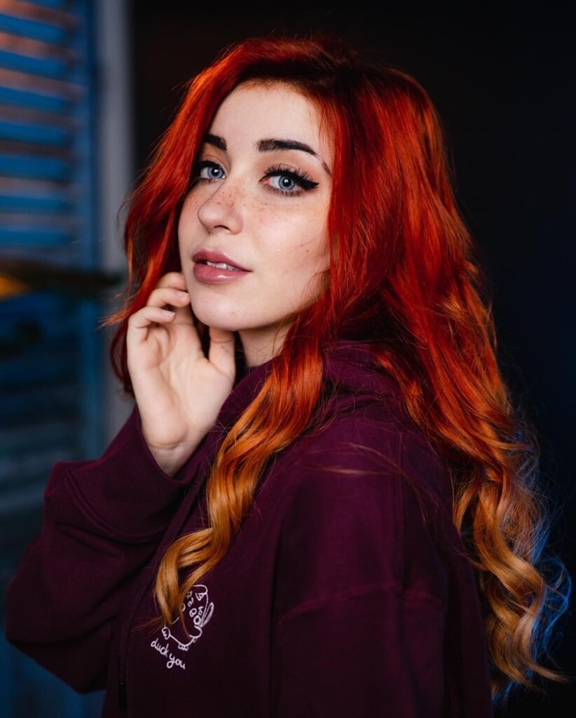 Anni The Duck Merch